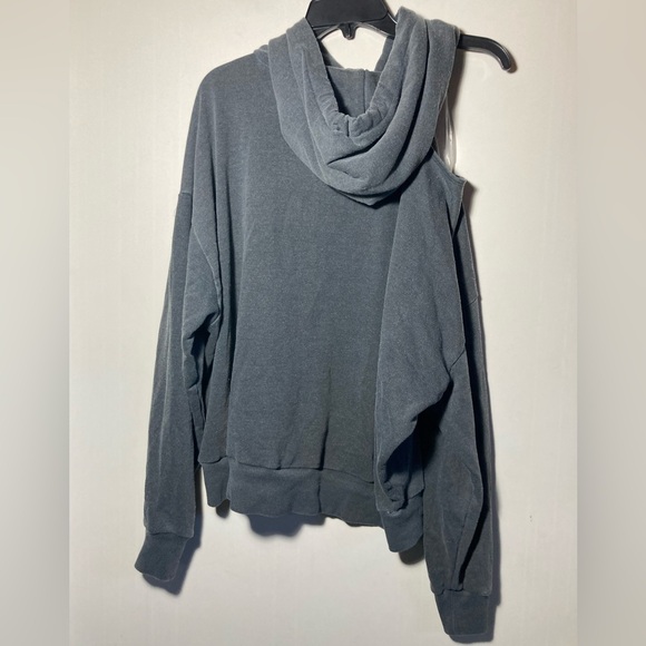 Wildfox Women’s Shady Lady Pullover Hoodie Kangaroo Pocket 1 Cold Shoulder Large - Picture 5 of 16